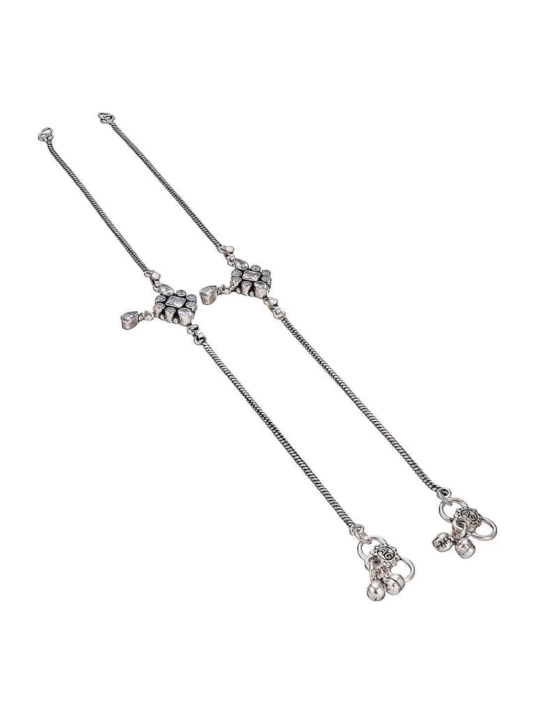 Silver Toned White Stones Geometric Charm Delicate Drop Detail Payal Anklet view 6