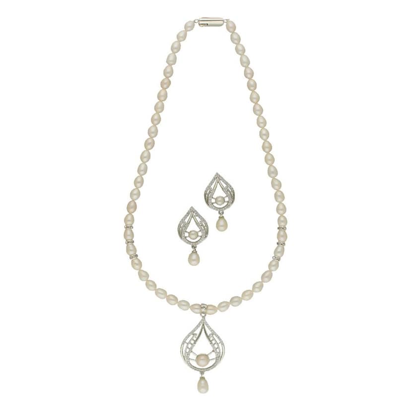 Sri Jagdamba Pearls Winsome Pearl Necklace Set view 3