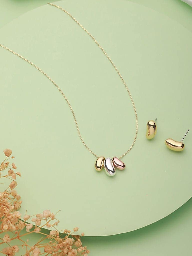Anti-Tarnish Gold Plated 3 Toned Chunky Dome Shaped Locket Jewellery Set view 3