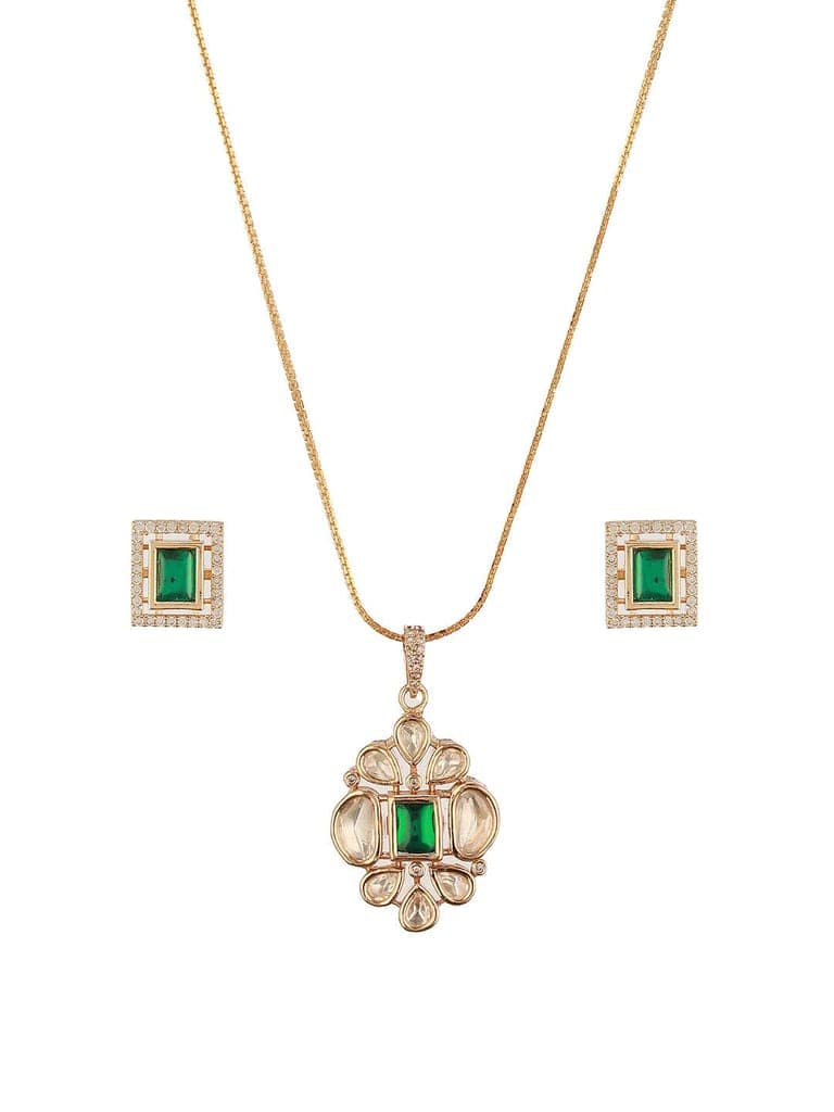 Gold Toned Green Emerald Kundan Studded Floral Locket Pendant Jewellery Set view 7