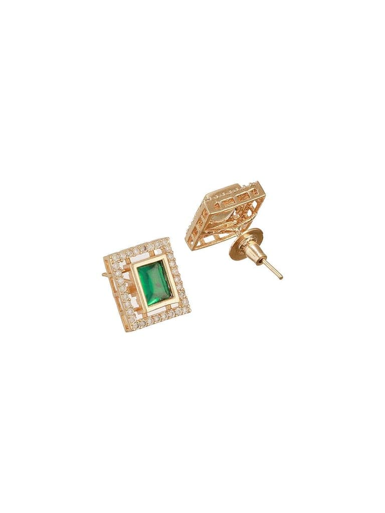 Gold Toned Green Emerald Kundan Studded Floral Locket Pendant Jewellery Set view 9