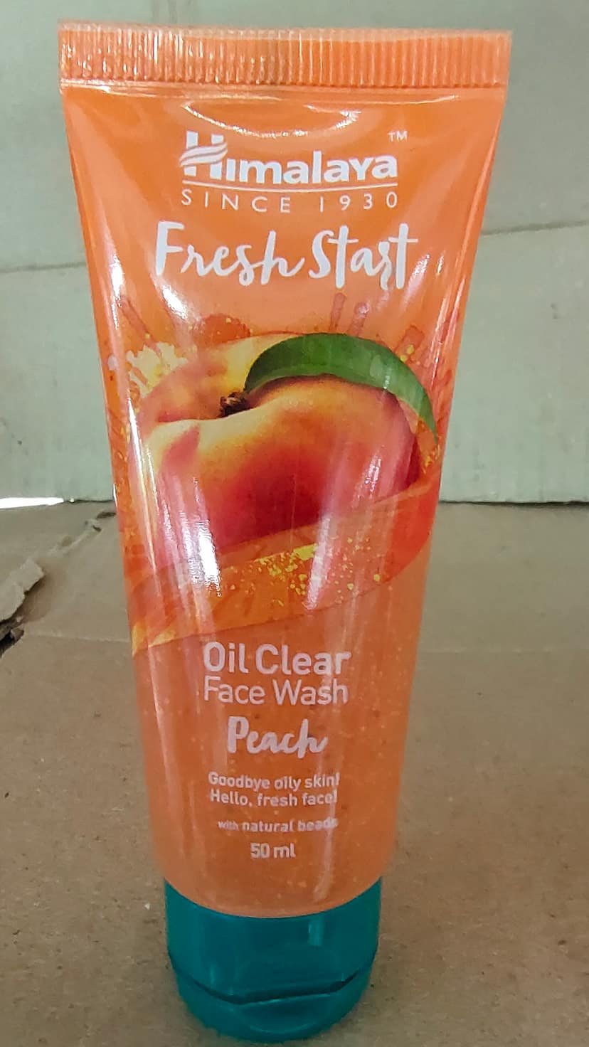 Himalaya fresh start oil clear peach face wash
