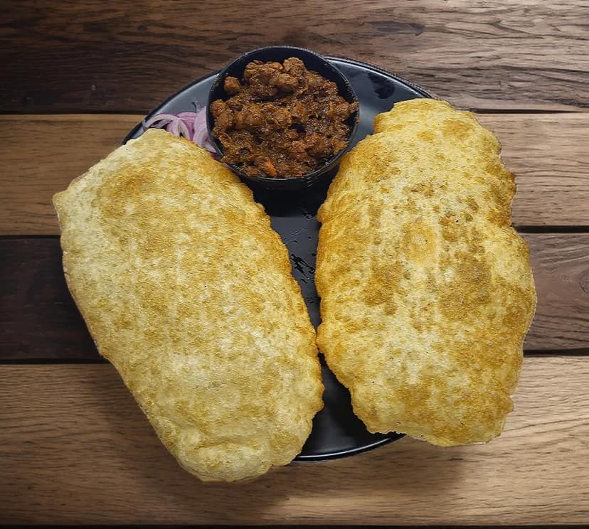 Chola Bhatura (2Pcs)