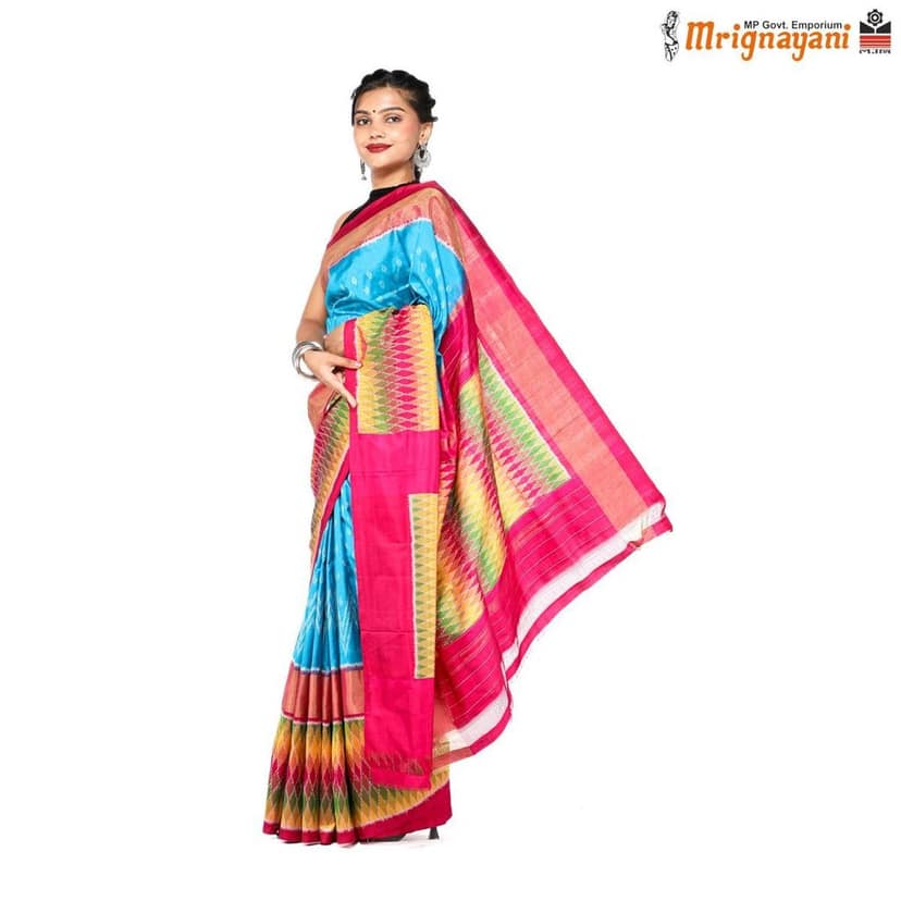 HANDLOOM IKKAT PATOLA PURE SILK SAREE WITH BLOUSE (SKU - 1SSP05230422, SAREE-1111) view 3