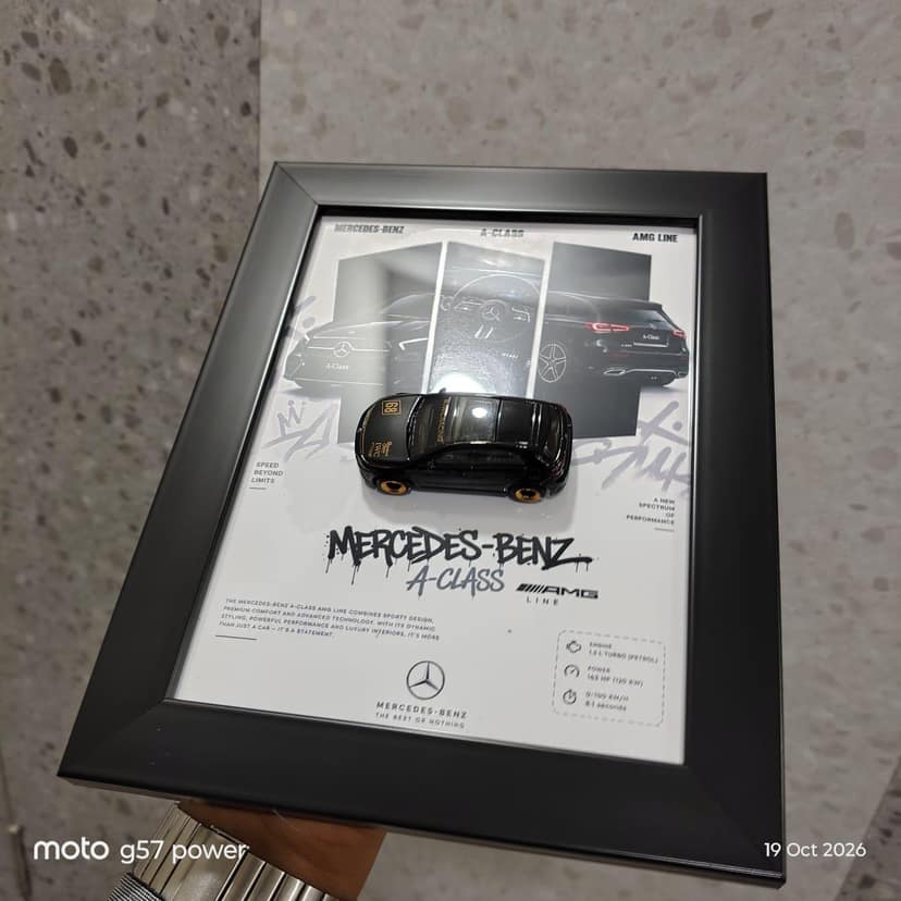 Mercedes Benz A- Class ! Die Cast Car Frame view 3