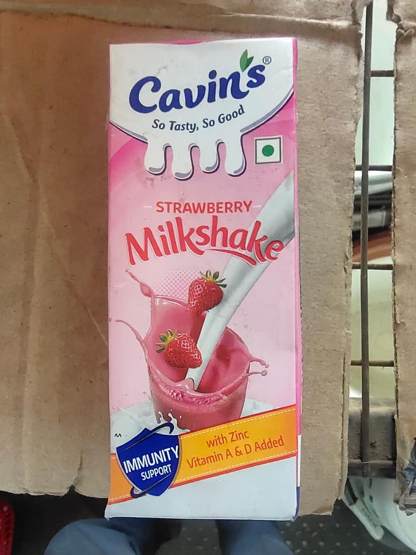 Cavins milkshake strawberry