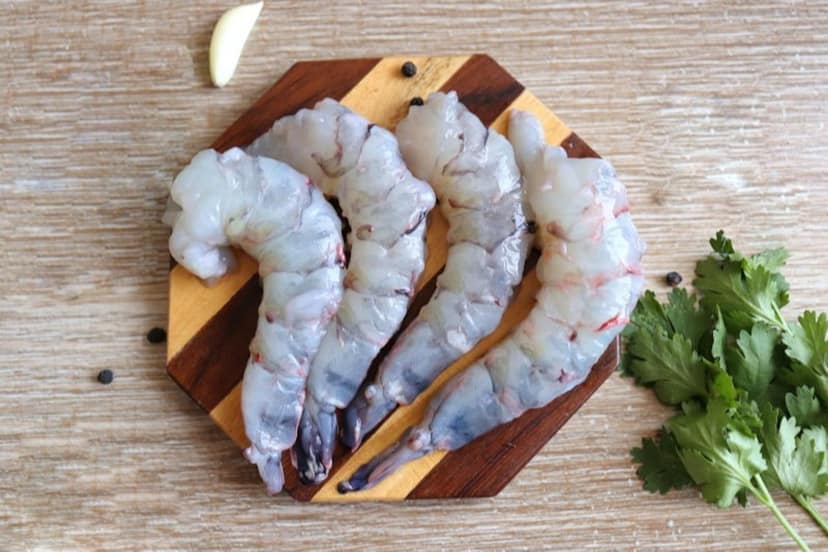Tiger Prawns (10-20 Count/Kg) - Cleaned And Deveined-500gms(Before Cleaning)