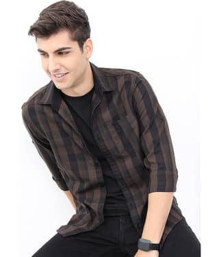 Highlander Cotton Blend Slim Fit Checks Full Sleeves Men's Casual Shirt - Multicolor ( Pack of 1 )