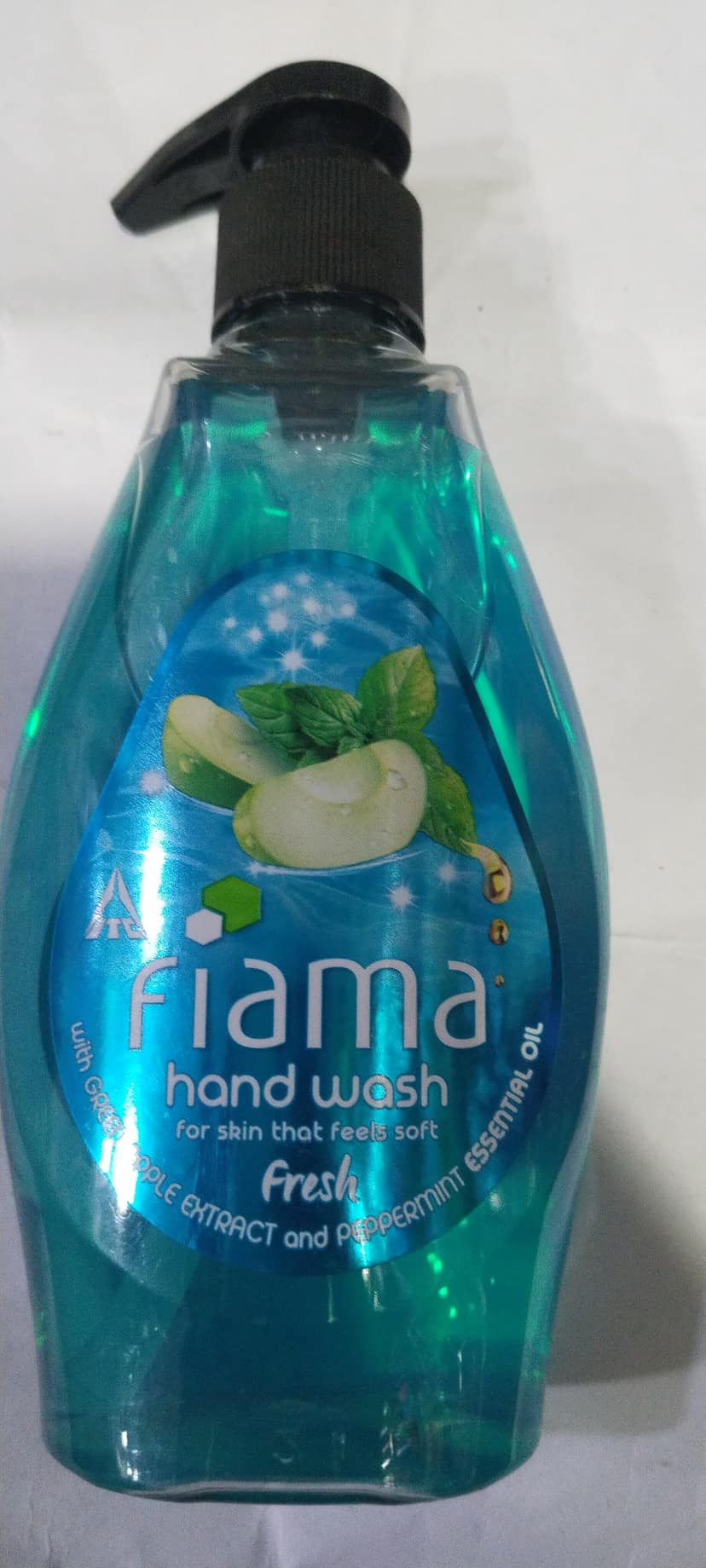 Fiama Hand wash Fresh With green bopleo Oil
