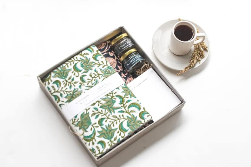 Sustainable Gratitude Hamper by Ekatra - Green Leaf floral view 2