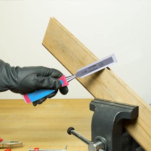 Taparia WCB25 Steel (25mm) Bevelled Edge Chisel (Blue and Silver) view 3