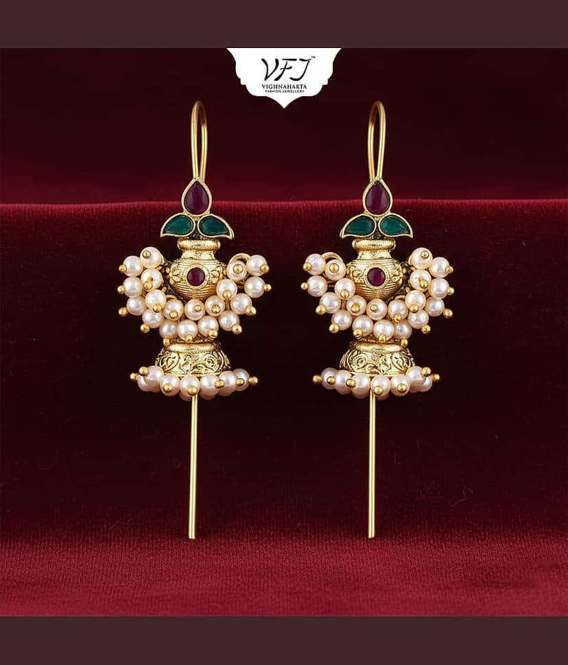 Vighnaharta Golden EarCuff Earrings ( Pack of 1 )