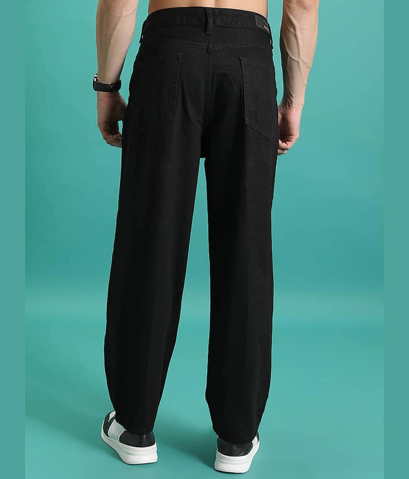 Highlander Relaxed Solid Men's Jeans - Black ( Pack of 1 ) view 3