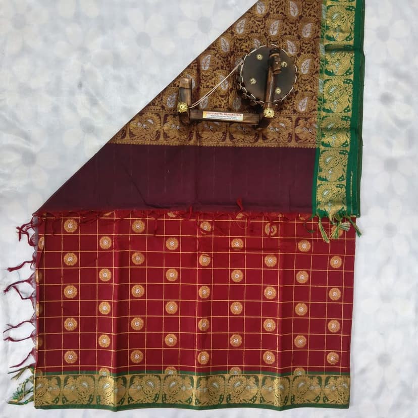 1000 Putta Original Cotton Saree with Blouse - Red view 3