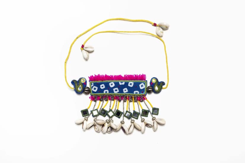 Babuchak Neckpiece view 2