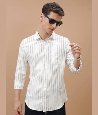 Highlander Cotton Blend Slim Fit Striped Full Sleeves Men's Casual Shirt - Multicolor ( Pack of 1 )