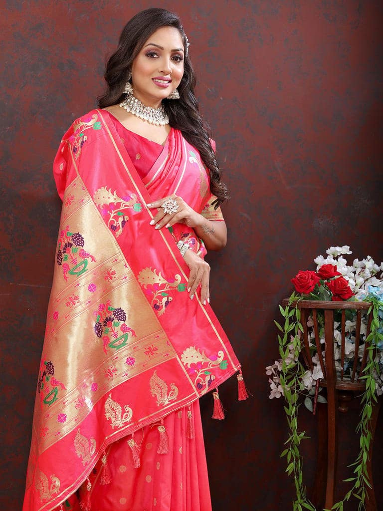 Peach Soft Paithani Silk Woven Design Gold Zari Meenakari Weaving Saree view 2