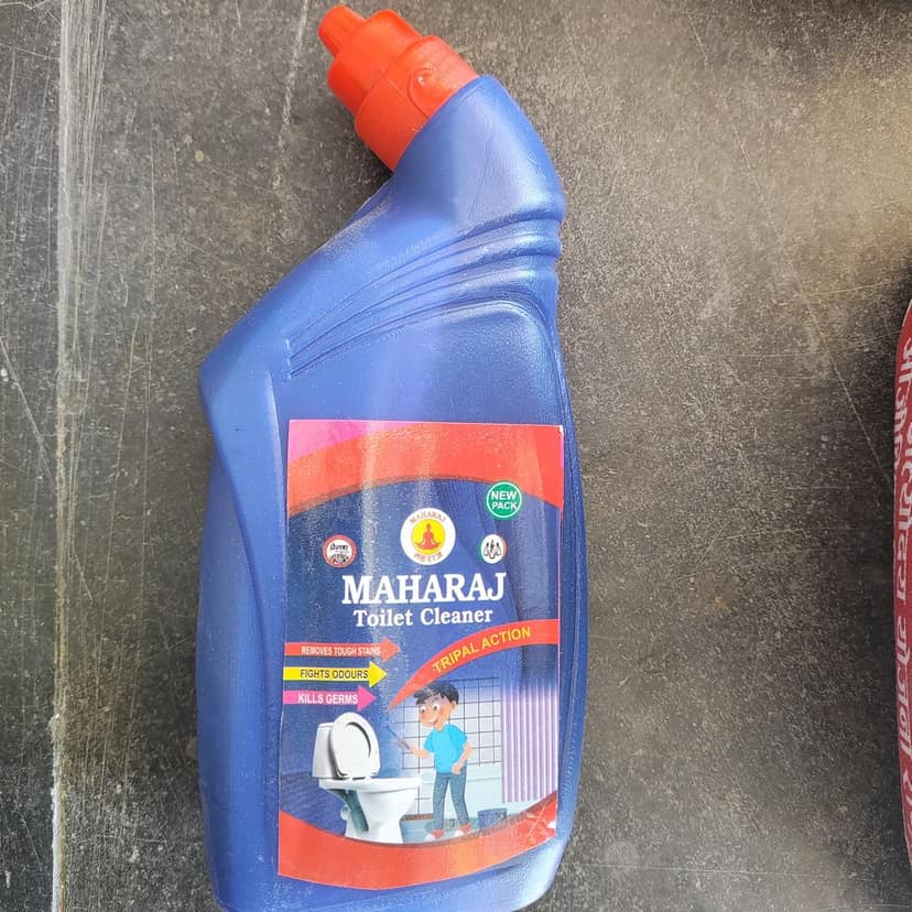 Toilet Clearner 500 ml view 3