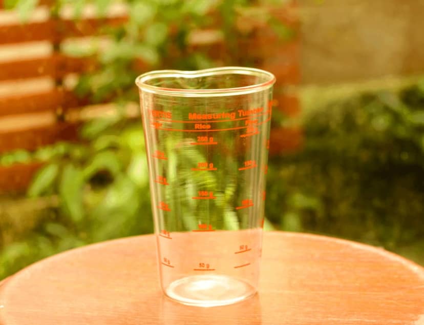 VERTIS Measuring Cup Tumbler with Spout Clear 250 mL