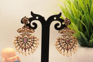 Stunning antique gold plated peacock pearl earrings