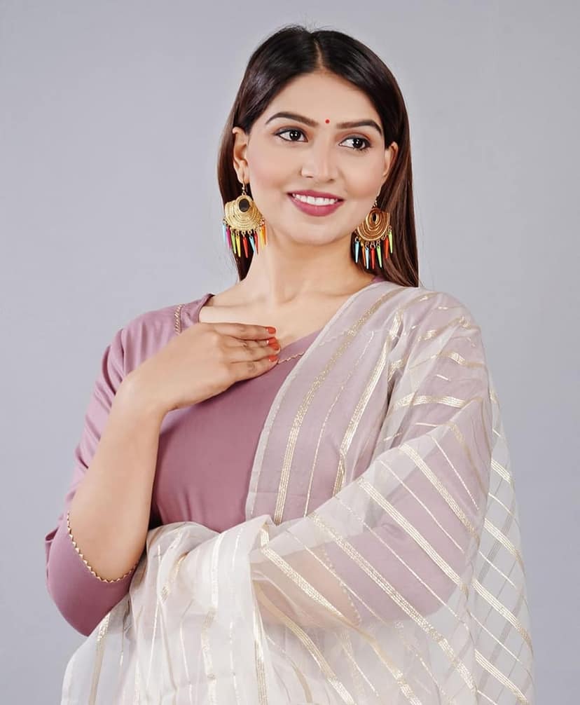 MANMAYEE Indian Tunic & Tops Women's Chanderi Rayon Straight Kurti With Pant & Chiffon Dupatta | Chanderi Kurti Set For Women view 5
