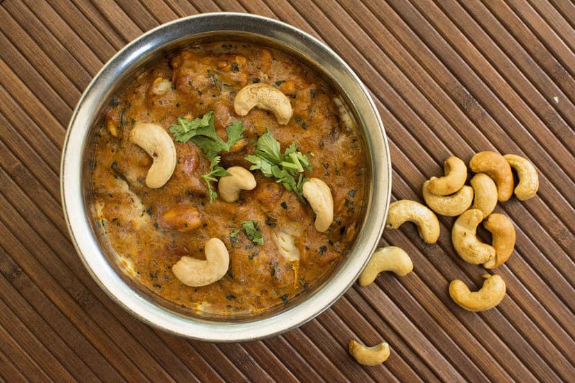 Cashewnut curry