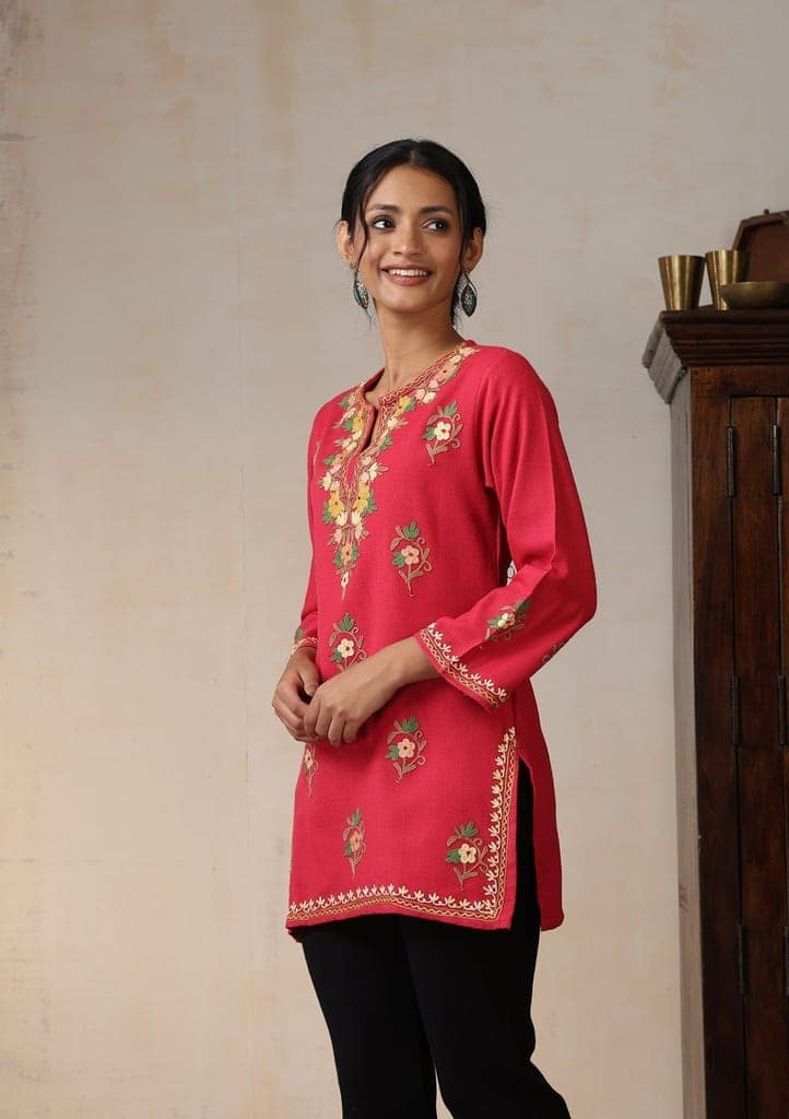 HOC Crafts Aari Embroidered Woollen Solid Women's Short Kurta - Pink view 4