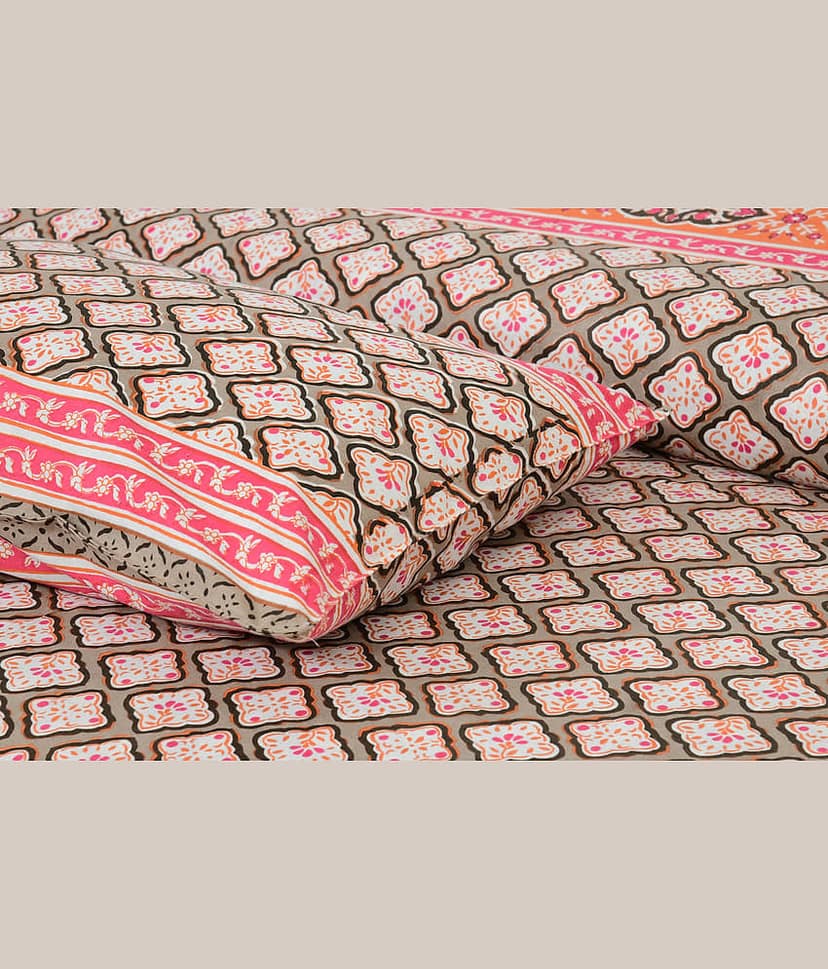 CLOTHORO Cotton 1 Double King Bedsheet with 2 Pillow Covers ( Multicolor ) view 2