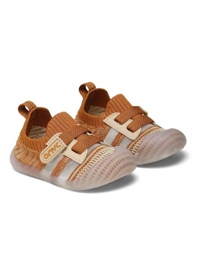 Smooth Toddlers' First Step Shoes - Brown (Unisex) view 4