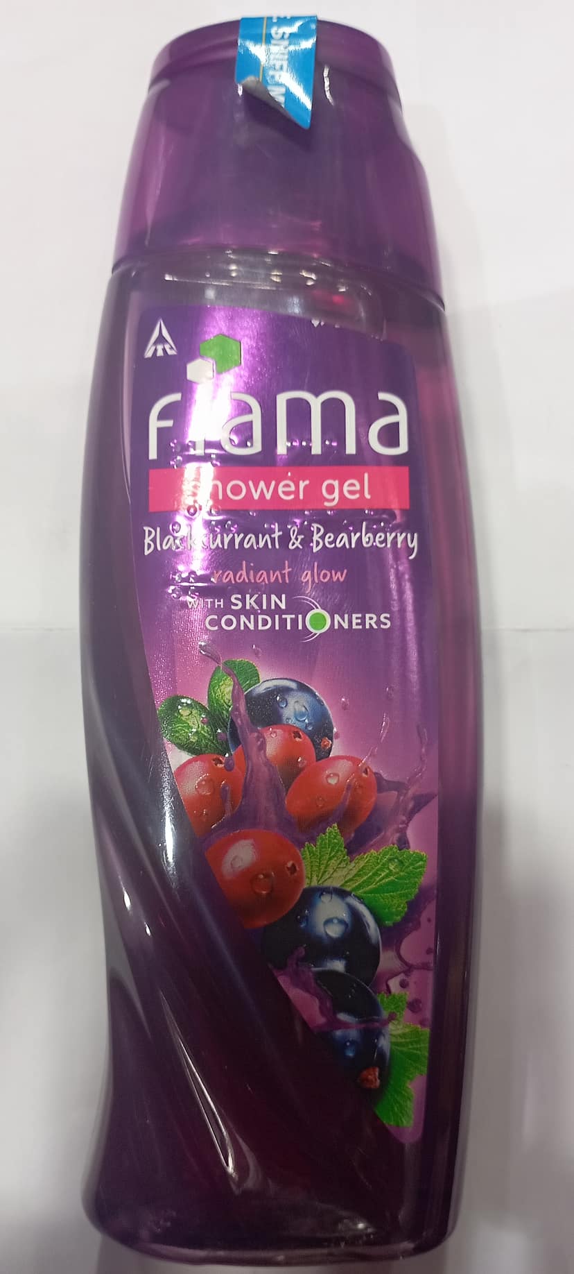 Fiama shower gel blackcurrant & bearberry radiant glow 250 ml