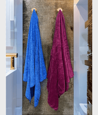 Finesse Decor Pack of 2 Microfibre 325 -GSM Bath Towel ( Maroon )