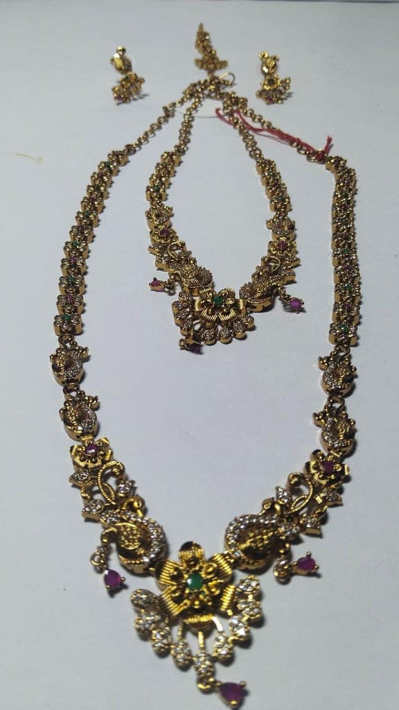 Bridal Necklace Set with Earrings and Maang Tikka view 2