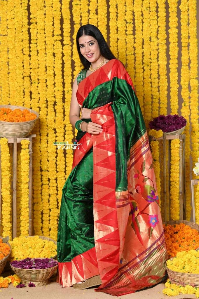 Rajsi~ EXCLUSIVE! Handloom Pure Silk Muniya Temple Border Saree WIth Handcrafted Parrot Pallu in Dark Green view 4