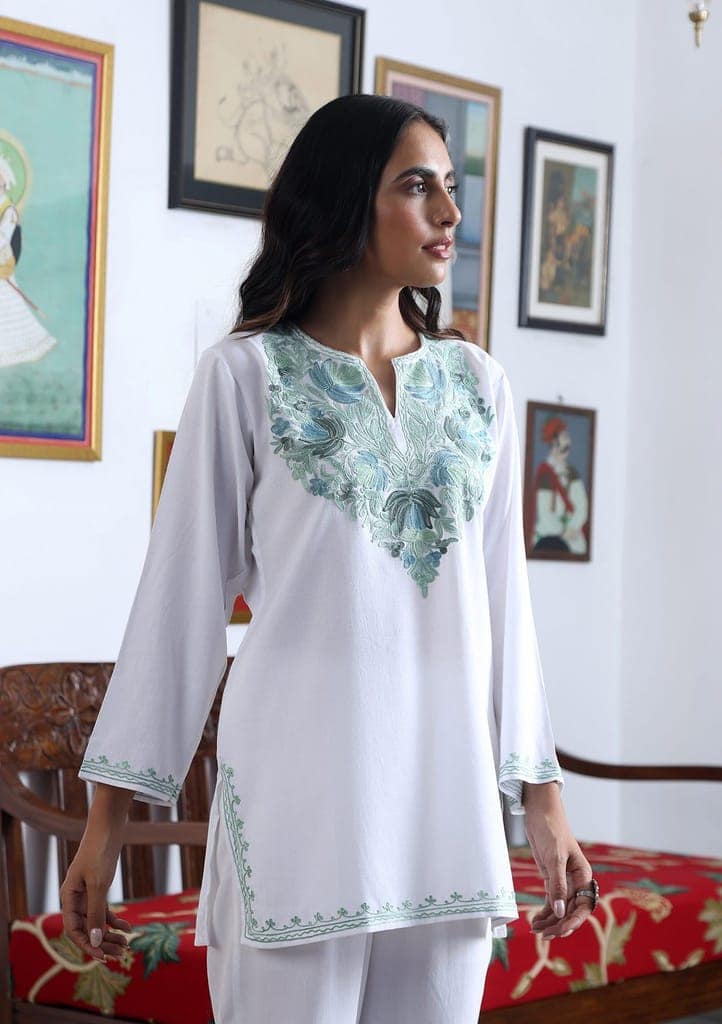 HOC Crafts Aari Embroidered Cotton Solid Women's Short Kurta - White view 3