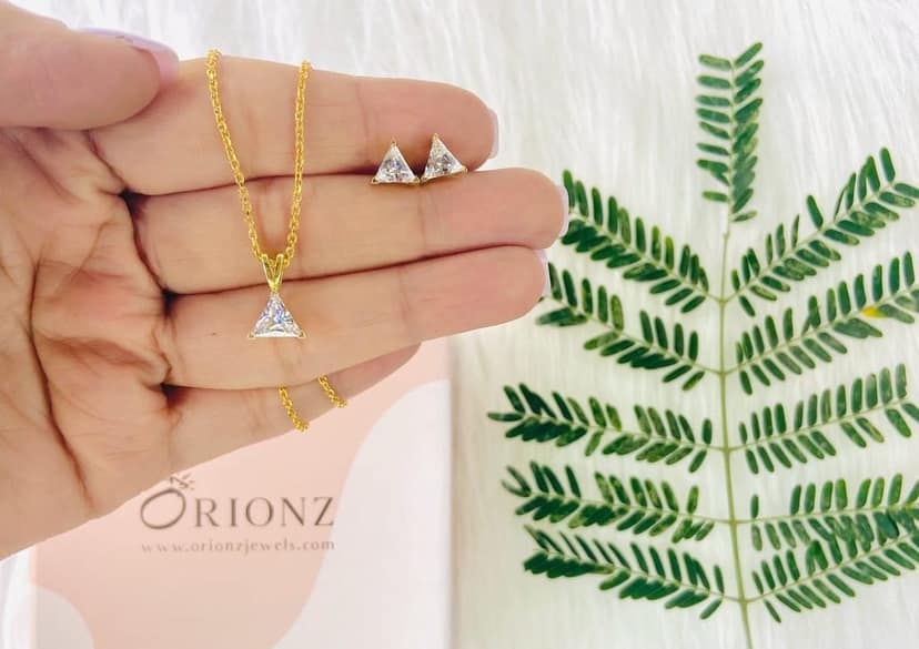 Timeless Triangle Solitaire Set view 6