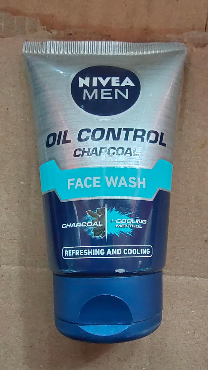 Nivea men oil control charcoal face wash