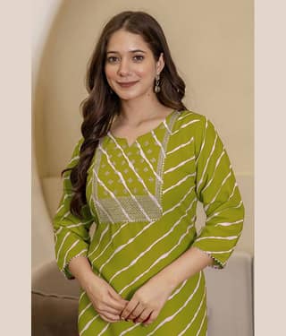 Kapadia Women Cotton Embroidered Straight Kurti ( Light Green )
