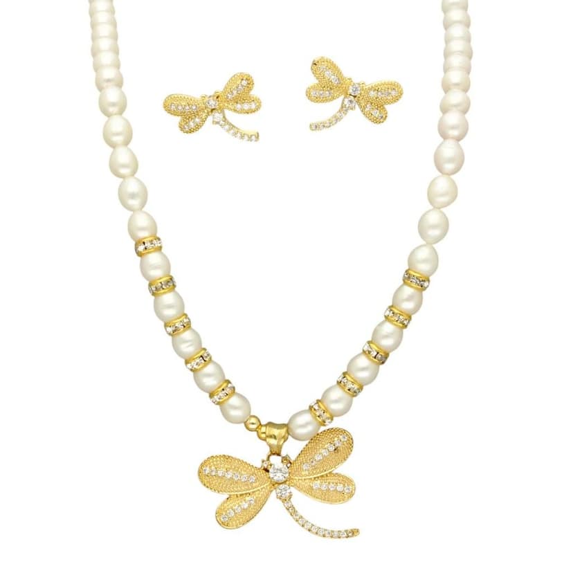 Gleaming Tiara Pearl Necklace Set view 3