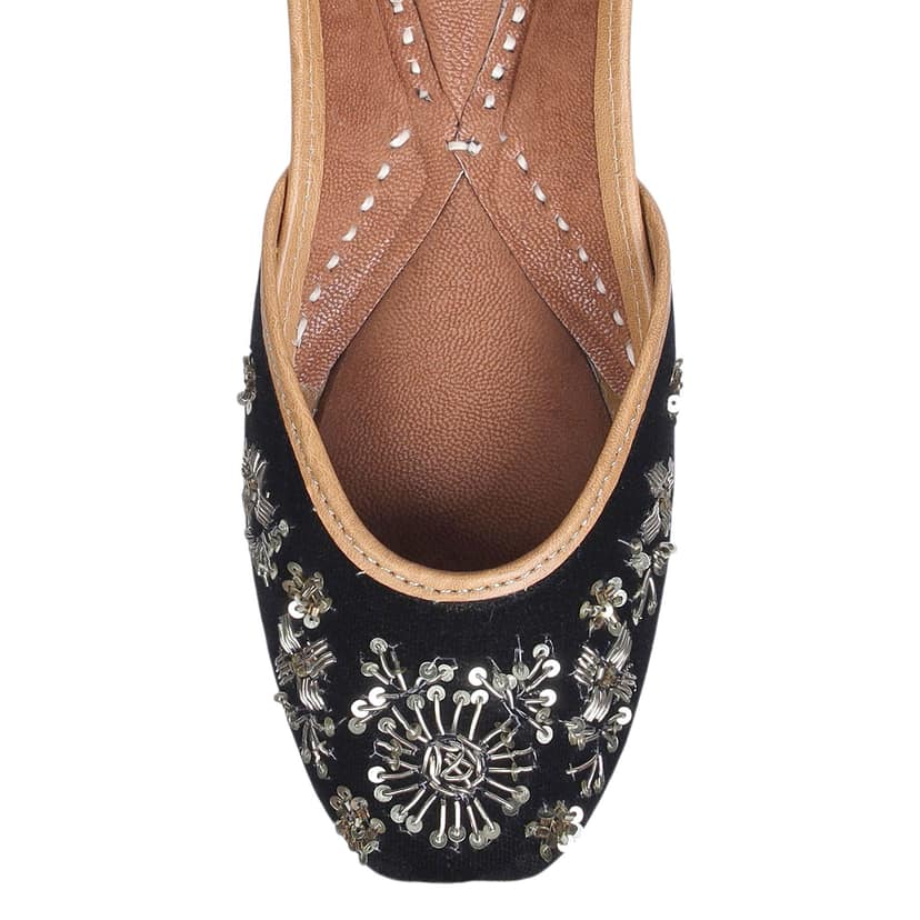 RSK ETHNIC WEAR, Black Color Embroidered Handmade Jutti for Women with Soft Leather and Double Cushion view 3