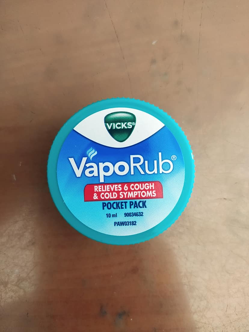 Vicks Vaporub Relieves 6 cough & cold symptoms Pocket pack