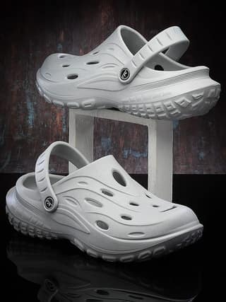 Bersache Extra Soft Classic Casual with Back Strap Regular wear with Ultra Soft & Flexibility Technology Clog for Men's