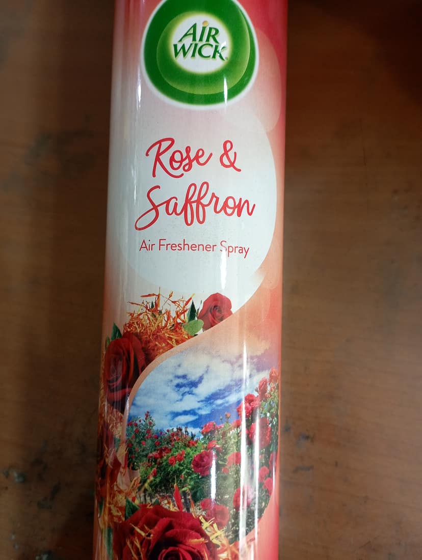 Air wick rose saffron air freshener spray