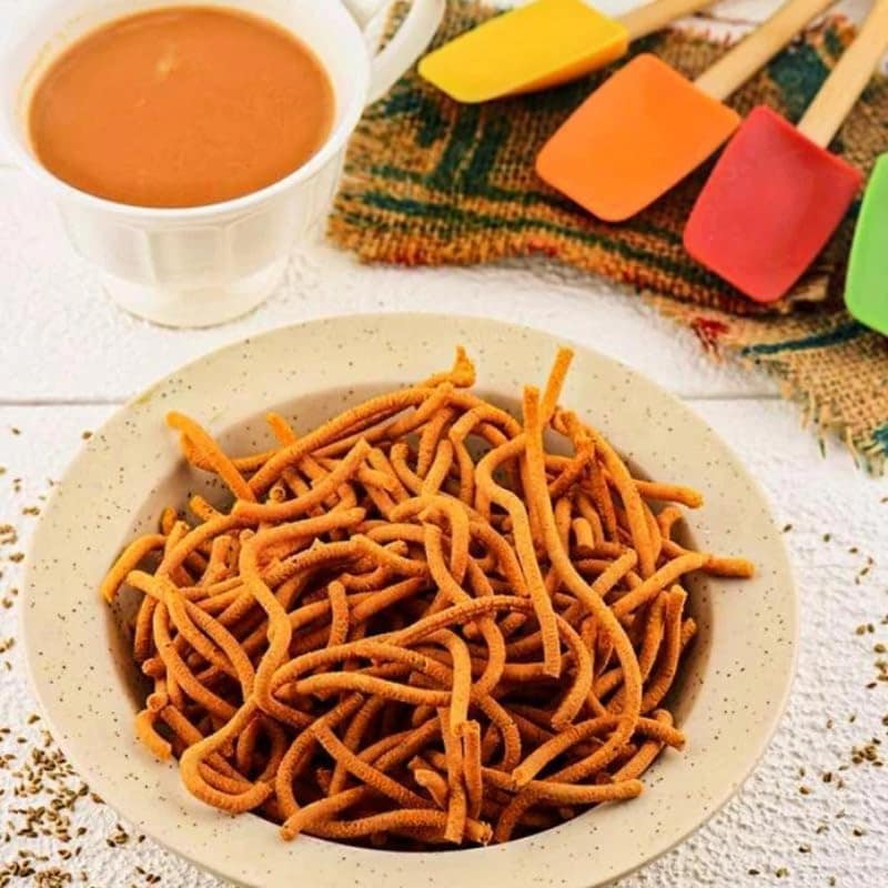 CRUNCHIZZ KARA SEVA I Spicy, Crunchy, Authentic Sev I No Artificial Additives I Perfect Tea-Time Bites I Pack of One (150 Grams) view 3