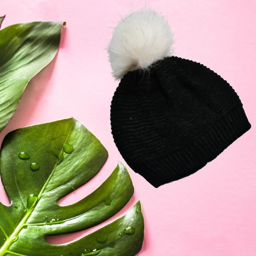 Men's and Women's Skull Slouchy Winter Woolen Knitted Black Inside Fur Beanie Cap. view 5