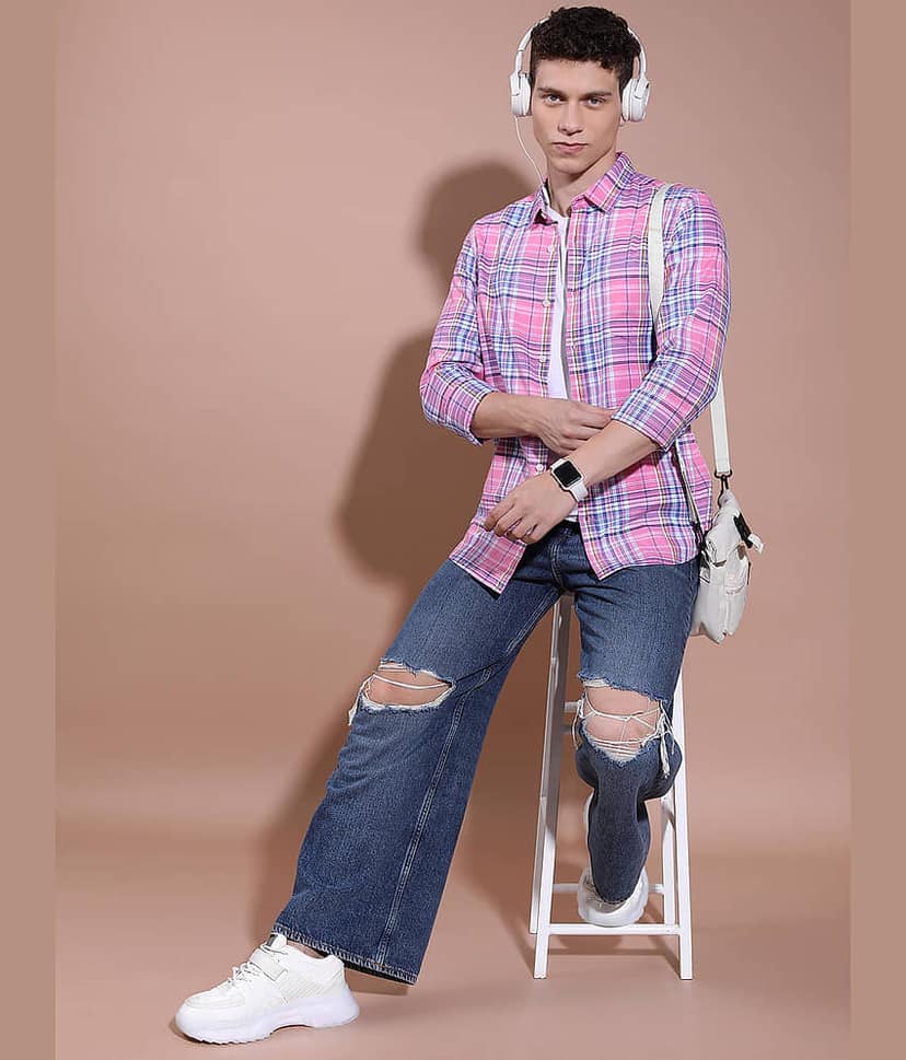 Highlander Cotton Blend Slim Fit Checks Full Sleeves Men's Casual Shirt - Pink ( Pack of 1 ) view 2