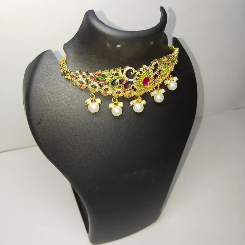 Gold-plated Kundan and Pearl Choker Necklace Set with Green Stones and Pearls view 5