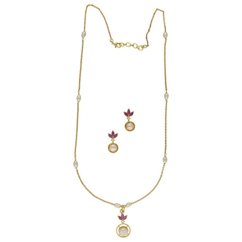 Sri Jagdamba Pearls Radiant Pearl Chain Set view 3