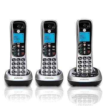 Motorola CD4013 DECT 6.0 Multi Handset Digital Cordless Telephone with Answering Machine