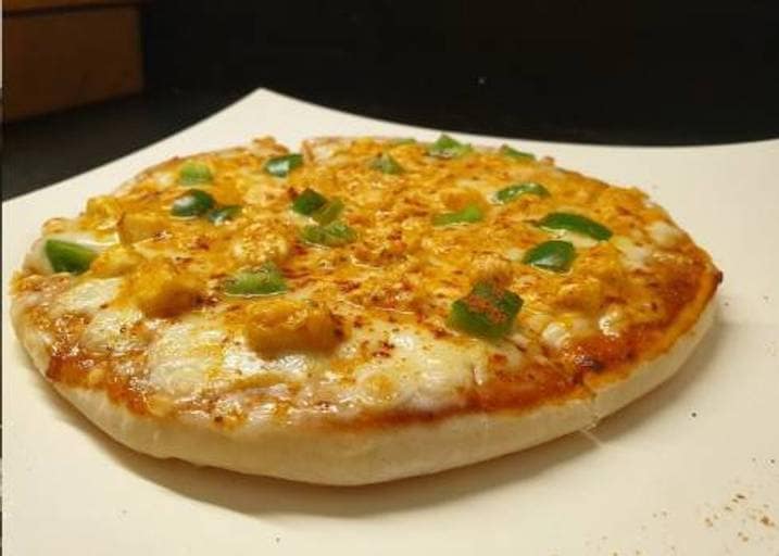 Tandoori Paneer Pizza