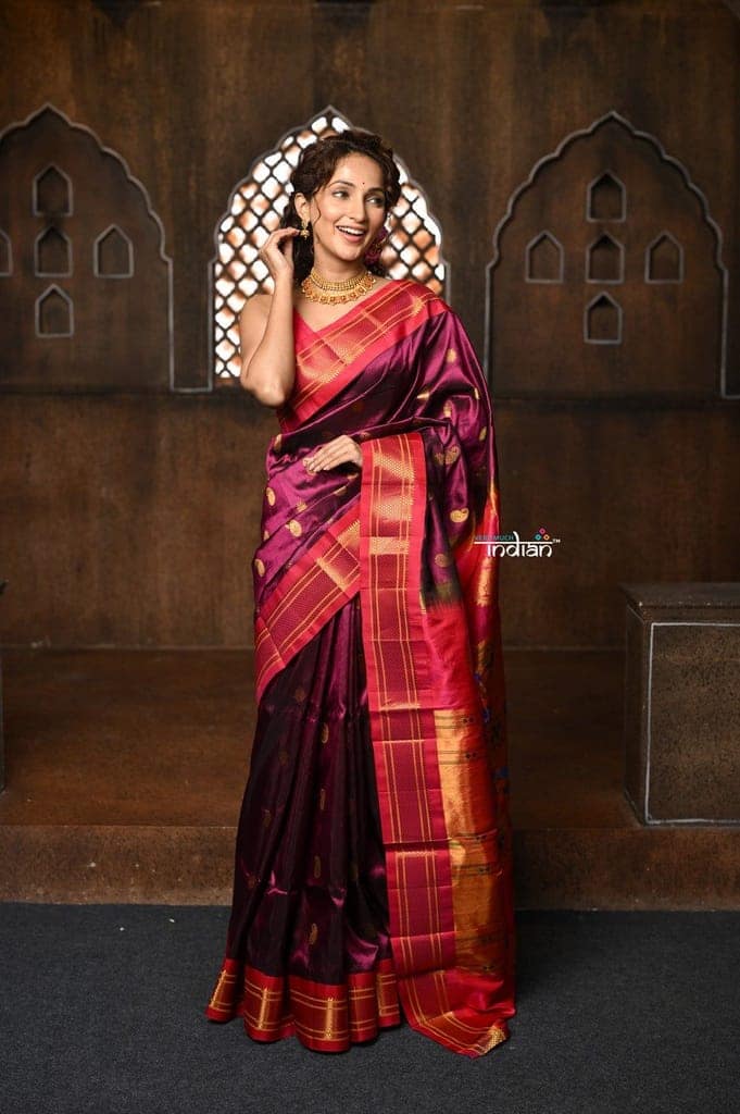 Parampara ~ Handloom Pure Silk Maharani Paithani with Majestic Contrast Maharani Pallu in Wine view 2